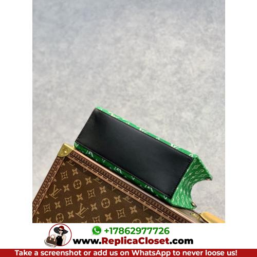 Louis Vuitton On The Go - Image 5