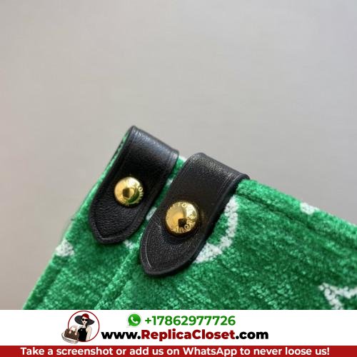 Louis Vuitton On The Go - Image 6