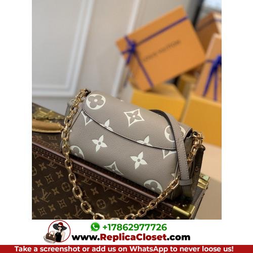 Louis Vuitton Favorite - Image 5