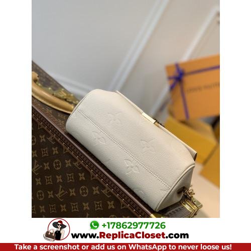 Louis Vuitton Favorite - Image 3