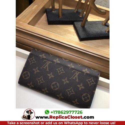 Louis Vuitton Wallet - Image 2