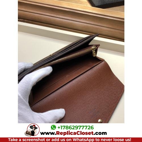 Louis Vuitton Wallet - Image 5