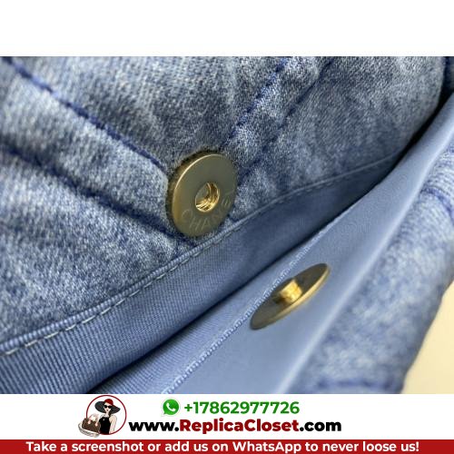 Chanel 19 Bag - Image 7