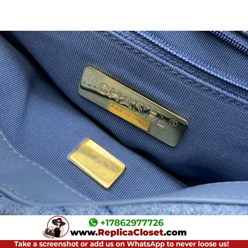 Chanel 19 Bag - Image 9