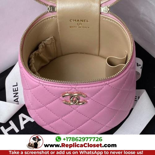 Chanel Bucket - Image 8