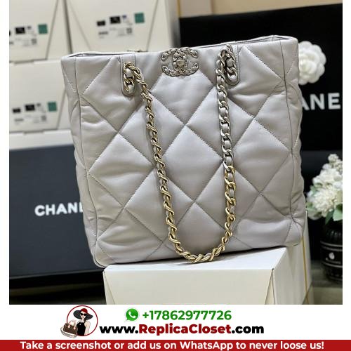 Chanel Tote Bag