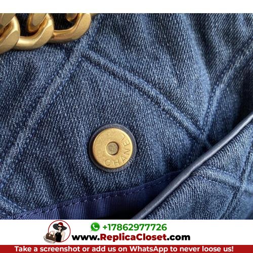 Chanel 19 Bag - Image 9