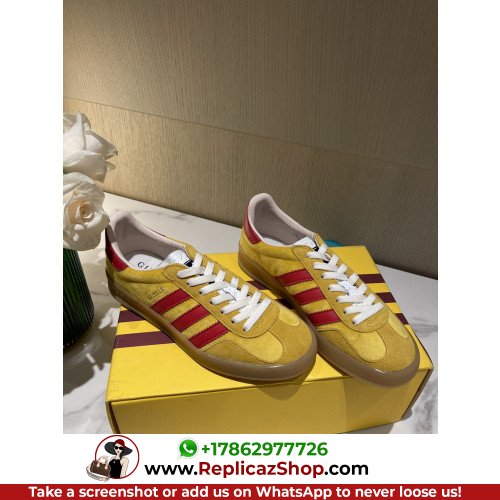 Gucci Low Top Sneakers