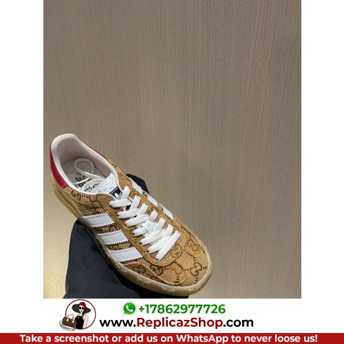 Gucci Low Top Sneakers - Image 7