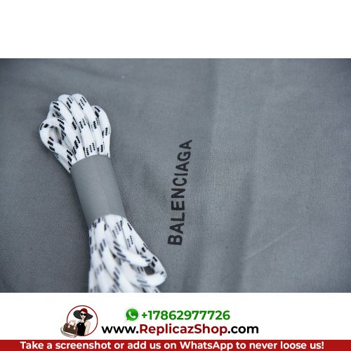 Balenciaga Triple Sneakers - Image 6