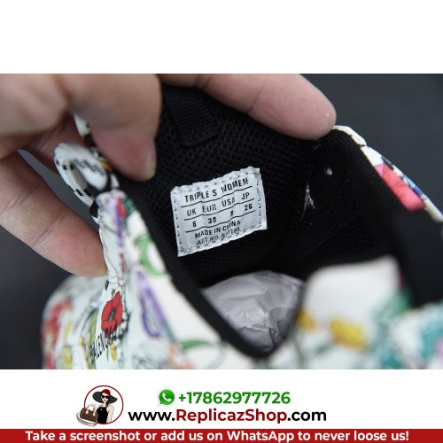 Balenciaga Triple Sneakers - Image 2