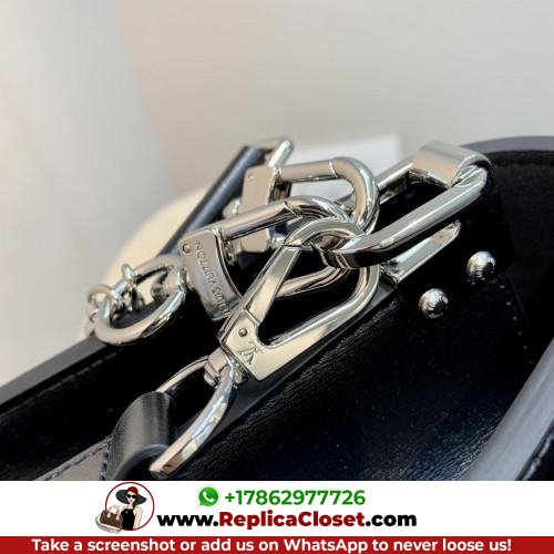 Louis Vuitton Petite Malle - Image 8