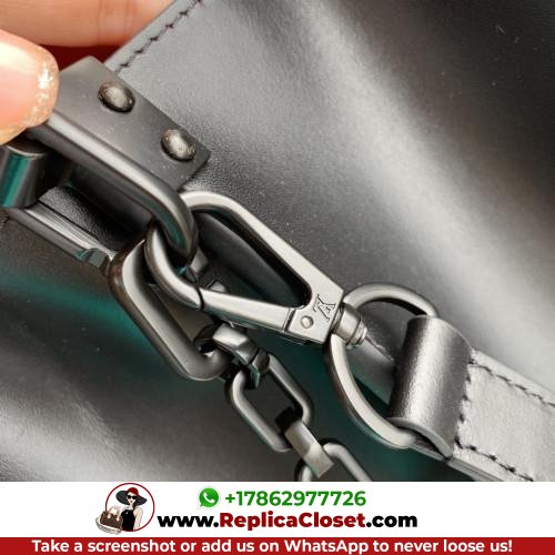 Louis Vuitton Petite Malle - Image 5