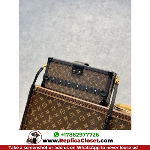 Louis Vuitton Petite Malle - Image 3