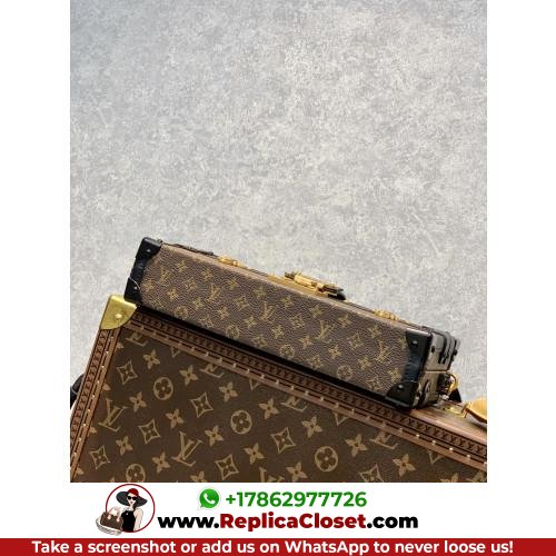 Louis Vuitton Petite Malle - Image 7