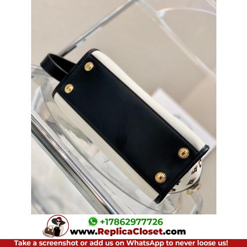 Louis Vuitton Tote - Image 4