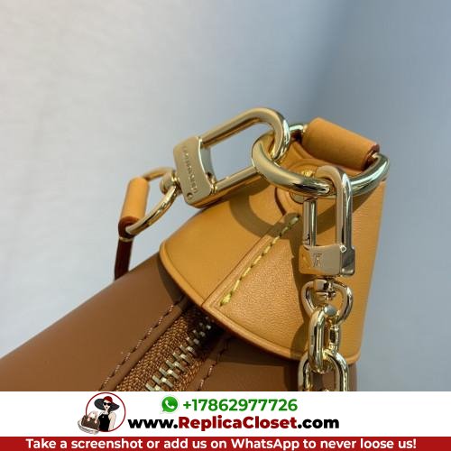 Louis Vuitton Tote - Image 5