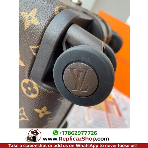 Louis Vuitton Travel Bag - Image 6