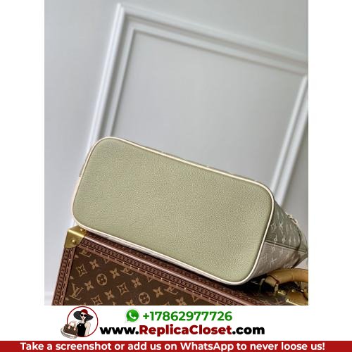 Louis Vuitton Neverfull - Image 9