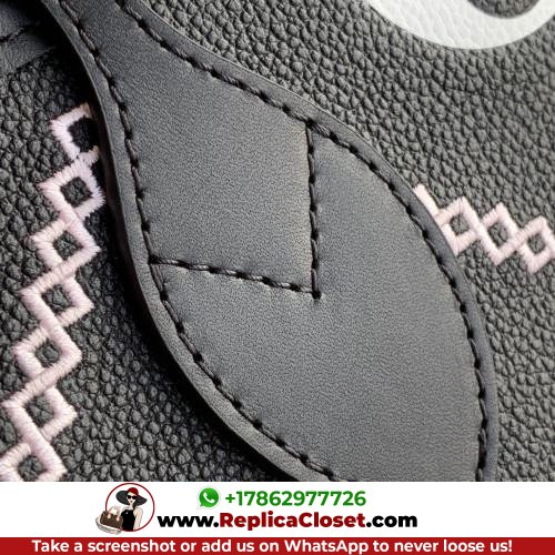 Louis Vuitton Neverfull - Image 4