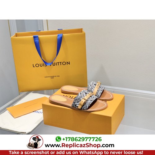 Louis Vuitton Sandals & Sliders - Image 4