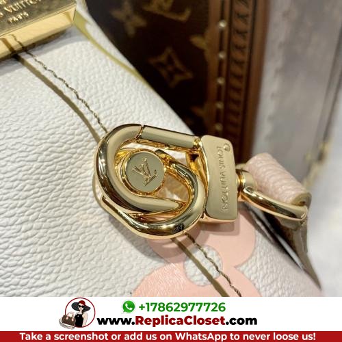 Louis Vuitton Tote - Image 9