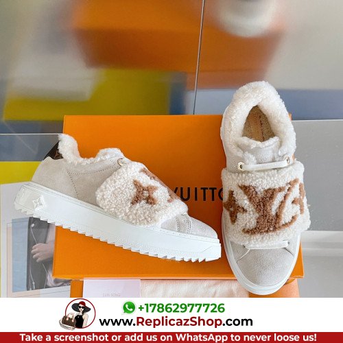 Louis Vuitton Low Top Sneakers - Image 2