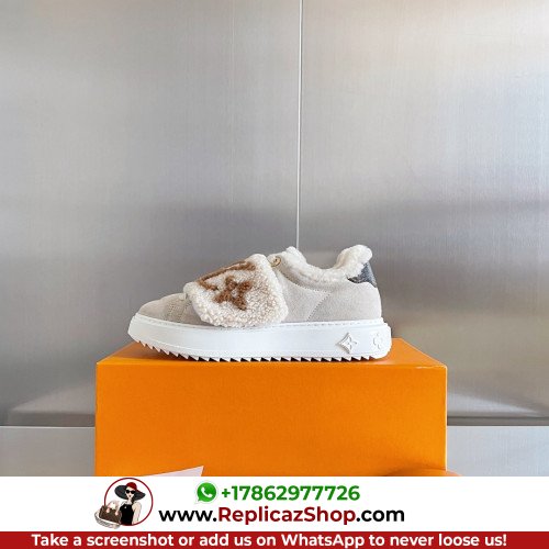 Louis Vuitton Low Top Sneakers - Image 5