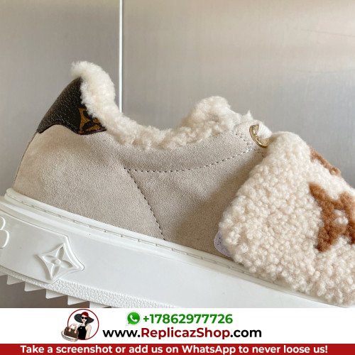 Louis Vuitton Low Top Sneakers - Image 8