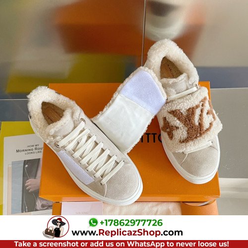 Louis Vuitton Low Top Sneakers - Image 9