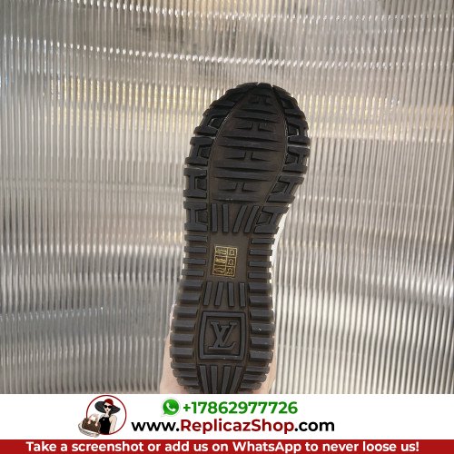 Louis Vuitton Low Top Sneakers - Image 8