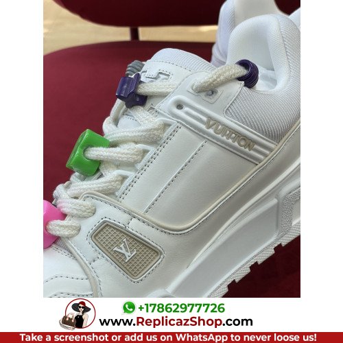 Louis Vuitton Low Top Sneakers - Image 5