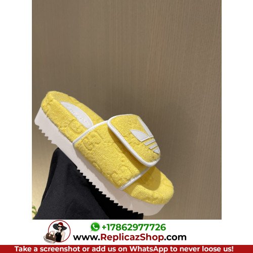 Gucci Sandals & Sliders - Image 6