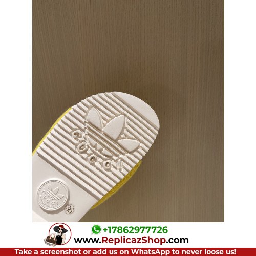 Gucci Sandals & Sliders - Image 9