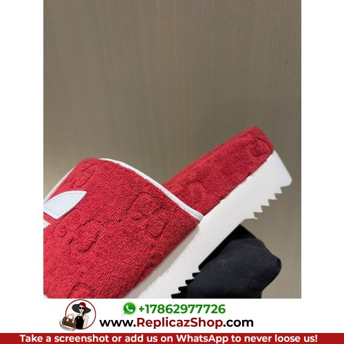 Gucci Sandals & Sliders - Image 9