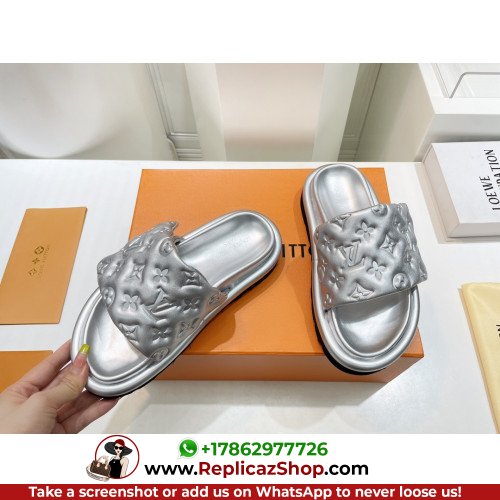 Louis Vuitton Sandals & Sliders - Image 6