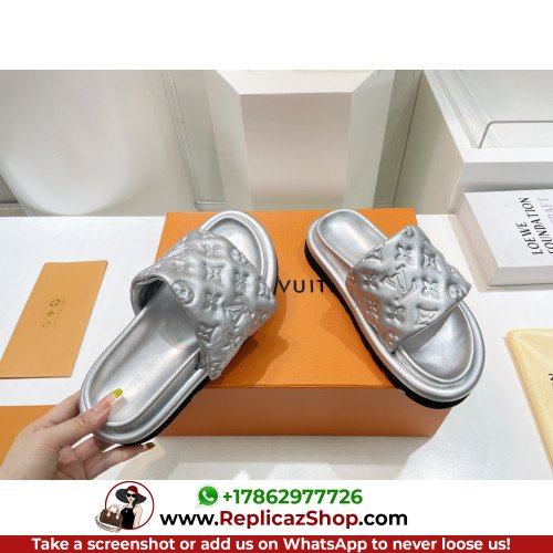 Louis Vuitton Sandals & Sliders - Image 10