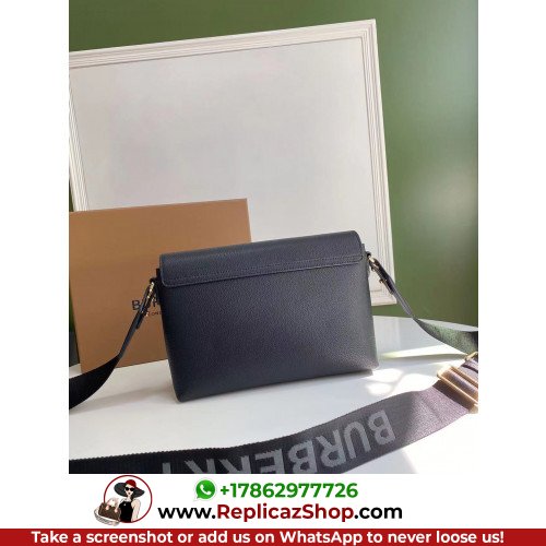 Burberry Veneta Bag - Image 6