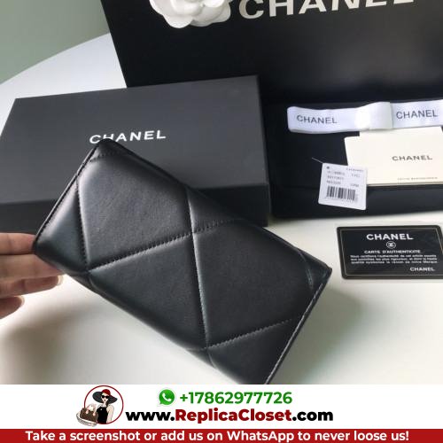 Chanel Wallet - Image 2