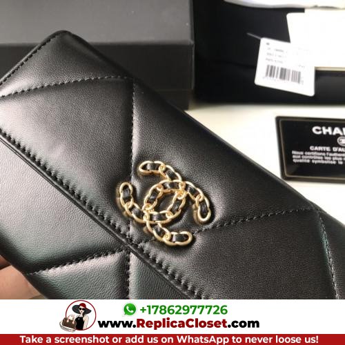 Chanel Wallet - Image 4