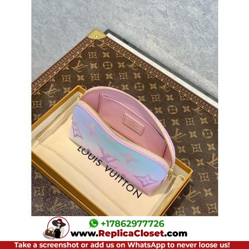 Louis Vuitton Wallet - Image 4
