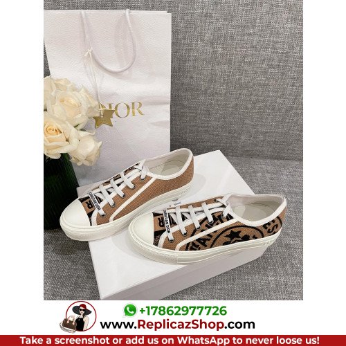 Dior Low Top Sneakers - Image 9