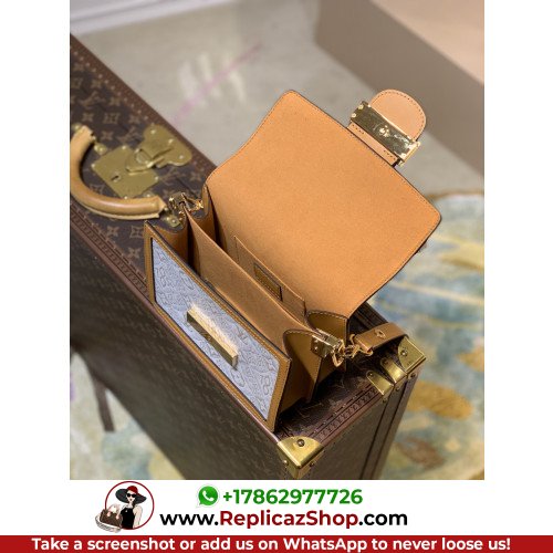 Louis Vuitton Petite Malle - Image 3