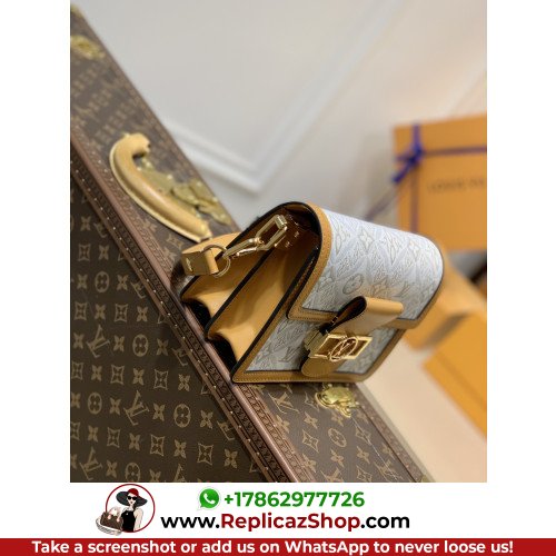 Louis Vuitton Petite Malle - Image 4