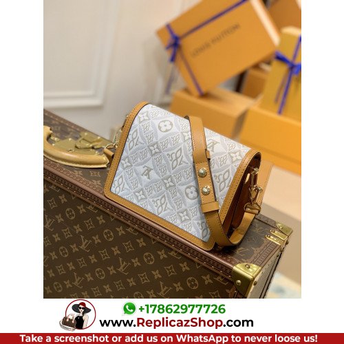 Louis Vuitton Petite Malle - Image 5