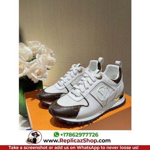 Louis Vuitton Low Top Sneakers - Image 3