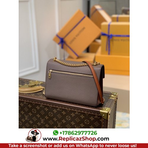 Louis Vuitton Favorite - Image 5