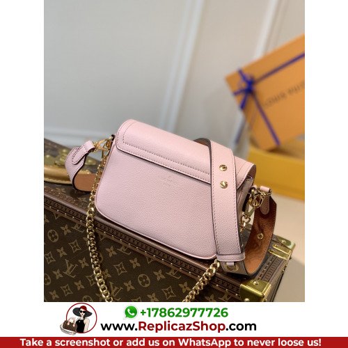 Louis Vuitton Favorite - Image 8