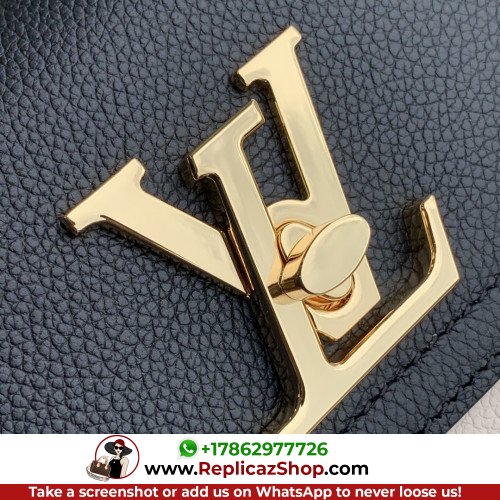 Louis Vuitton Favorite - Image 6