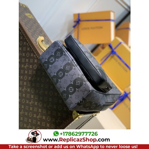 Louis Vuitton Backpack - Image 9